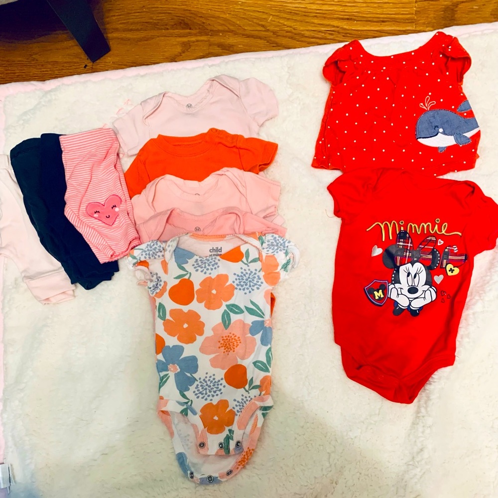 Baby girl 0-3 months summer haul. Onesies/leggings